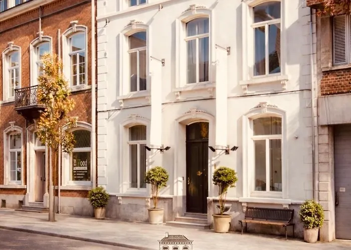Deuxhommes Boutique B&B Massage&Spa
