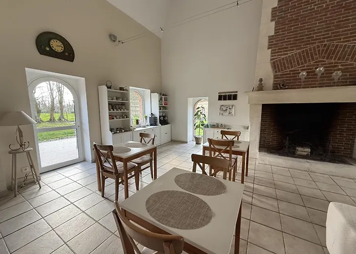 Chambres d'Hôtes Aux Ecuries du Chateau