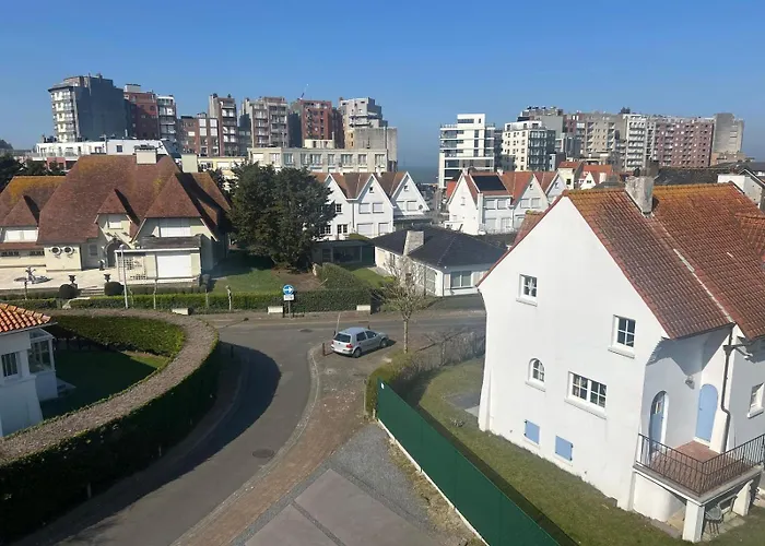 Bed&Breakfast Maison Noire Westende-bad incl parking&ontbijt