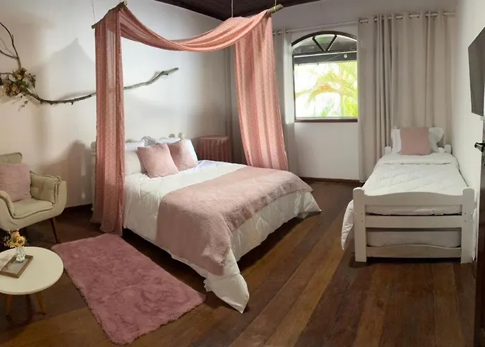 Hospedagem Flor de Alissah