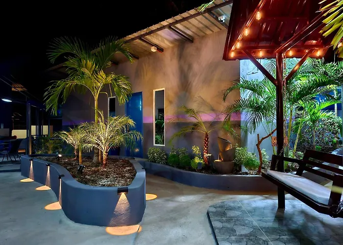 Hidden Palms Inn Garden Deluxe