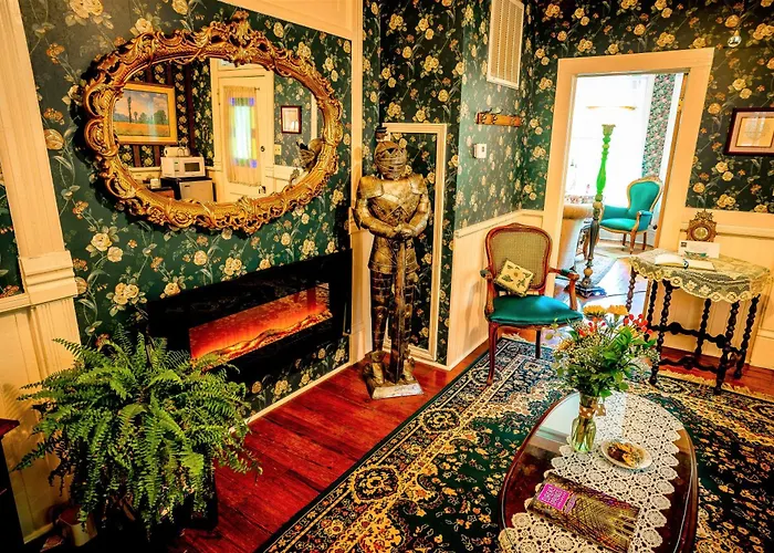 Cliff Cottage Inn, Downtown Bed & Breakfast