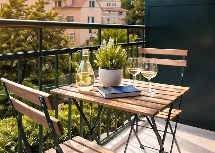 Finest Rooms Leonilda-Central Split-Balcony&City View Options