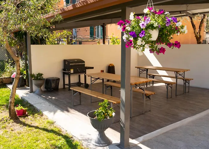 LE GEMME Bed&Breakfast con parcheggio e giardino