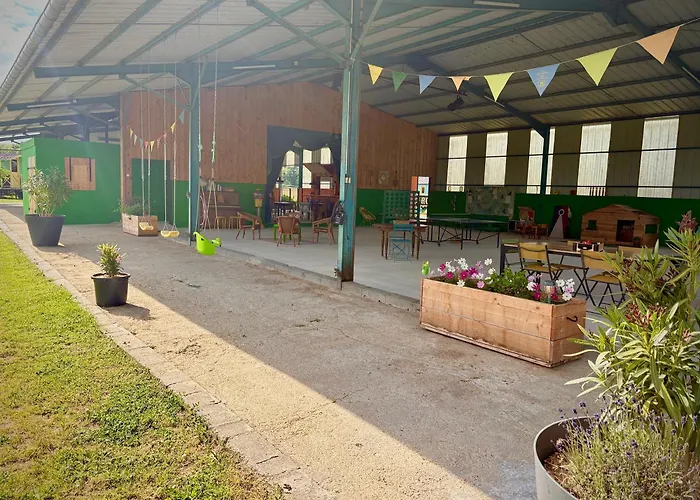 La roulotte Champêtre des Grillots