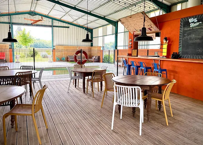 La roulotte Champêtre des Grillots