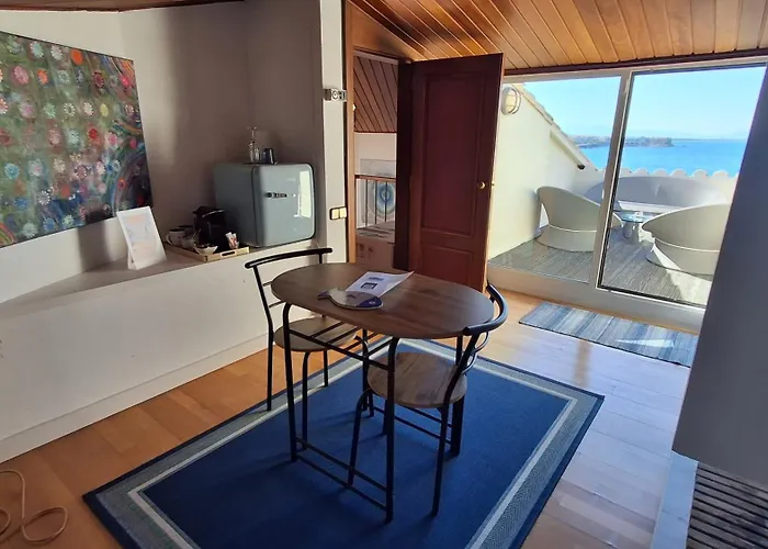 Solo Atico Guest Suites