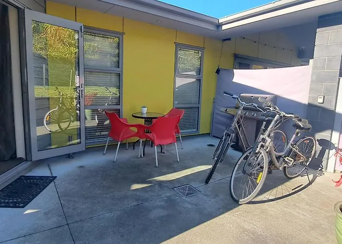 Hidden Gem In Oaklands