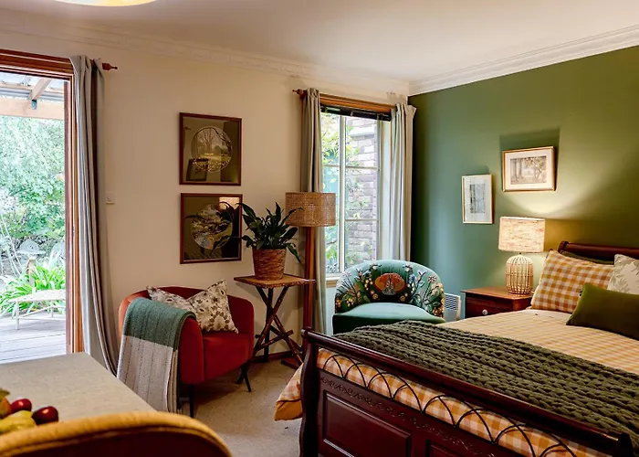 Green Gables Bed And Breakfast