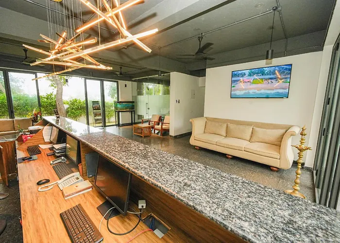 Shelter Beach Resort