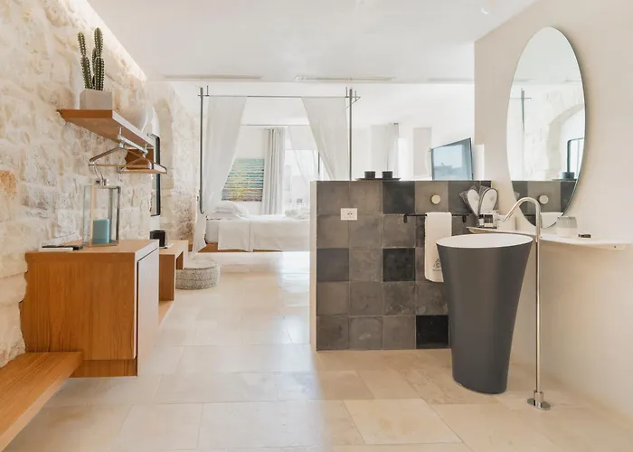 Antico Mondo Rooms & Suites