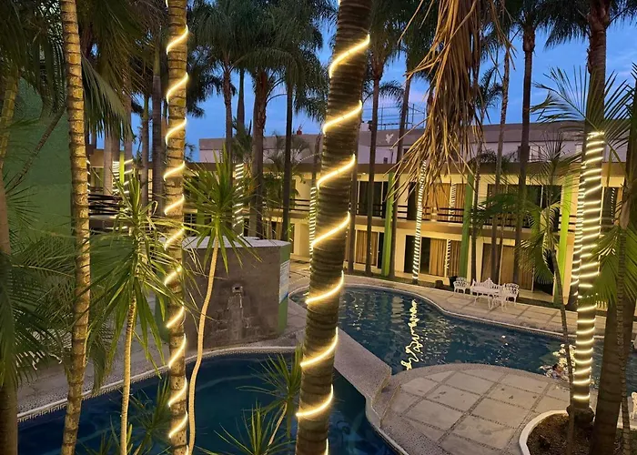 Hotel Suites Del Real Zapopan