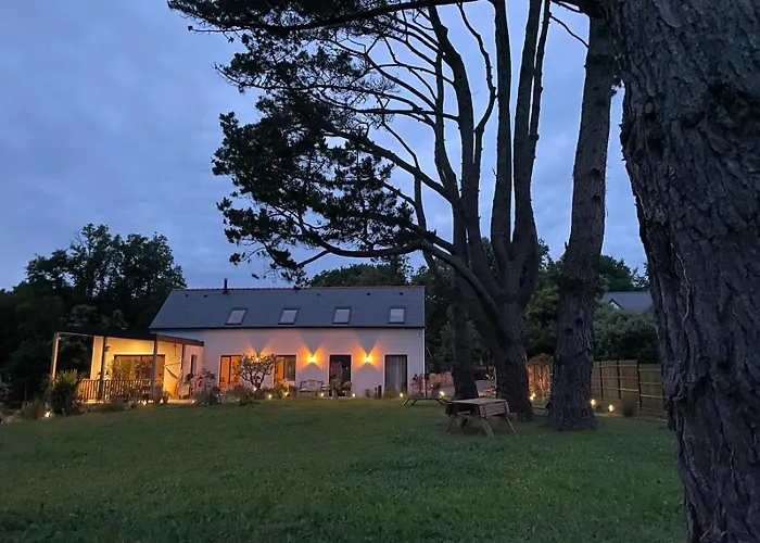 Ty Glazu Doelan espace 60m2, Port& criques à pied, 2 chambres privées au 1er étage, SDB, WC séparé