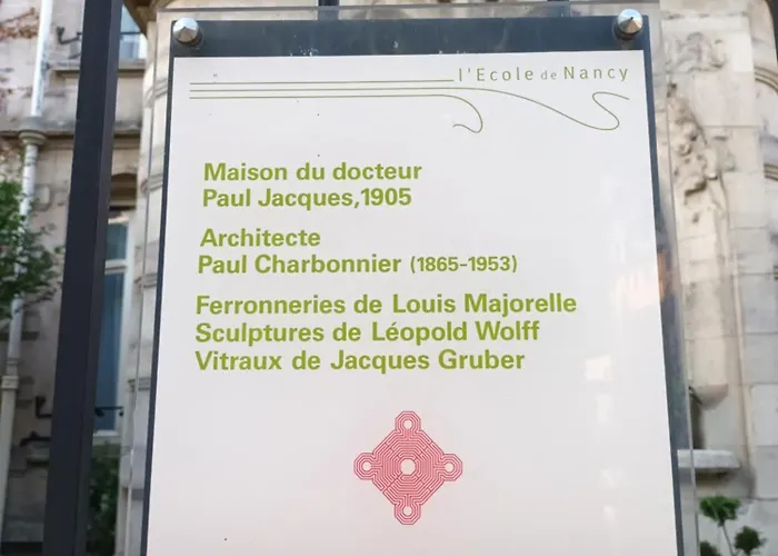 Le 41, B&B Chambre Et Salle De Bains Privatives Dans Un Hotel Particulier Art Nouveau - Nancy Gare