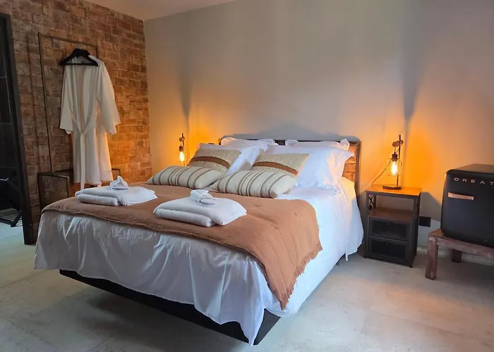Les Champs Gallone suites avec jacuzzi privatif