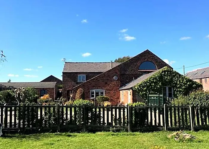 The Barn Bed And Breakfast Hale 