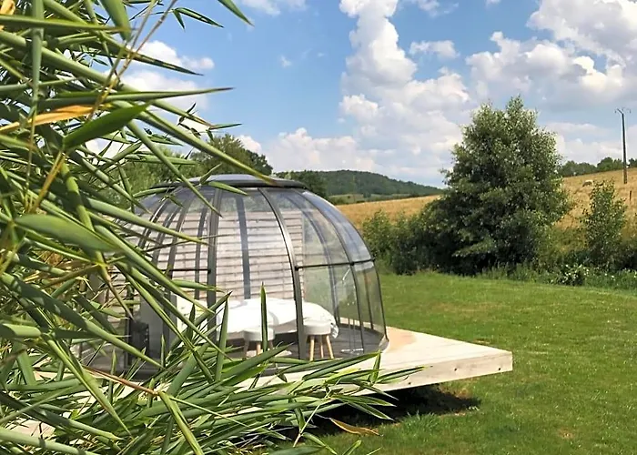 Les nuits insolites de la mothe - hébergement en bulle ou tiny house avec spa privatif