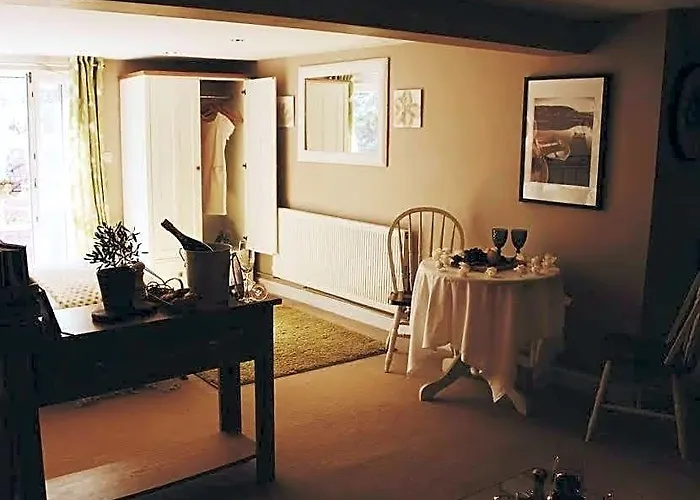 Glanmor Garden Apartment