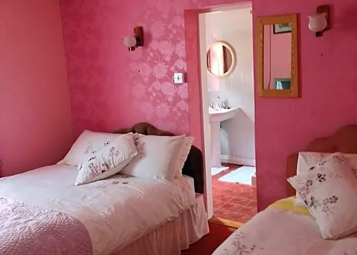 Eriu Lodge