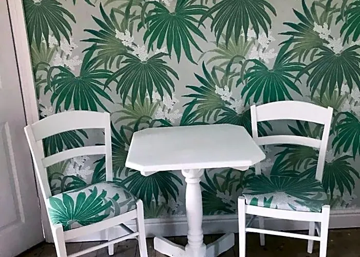 Darceys In The Yard
