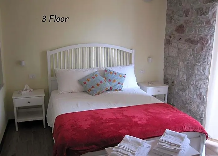 Bomarosa Rooms