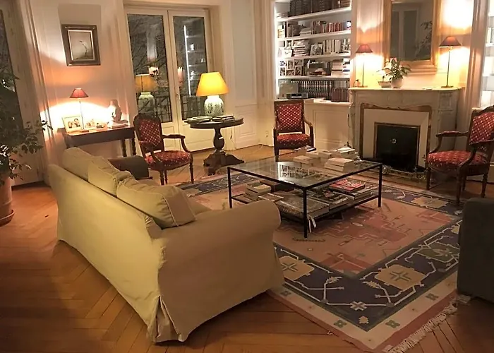 Berges du Rhône/ Chambre avec balcon