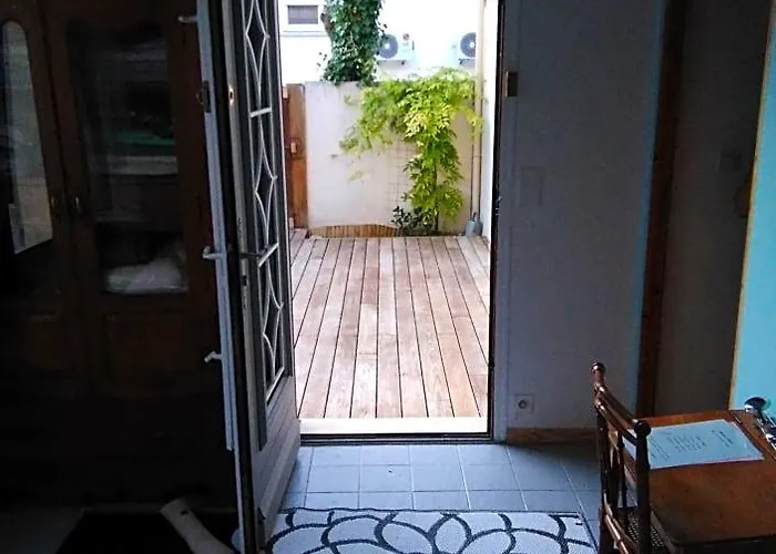 Chambre en ville dans un esprit campagne