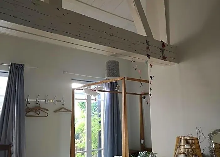 Chambre en ville dans un esprit campagne