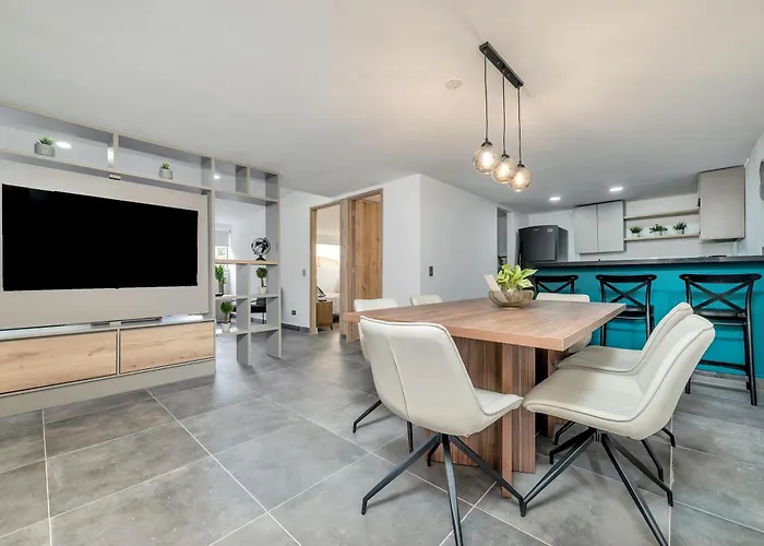 Apartamentos Oslo Tesoro by HOUSY HOST