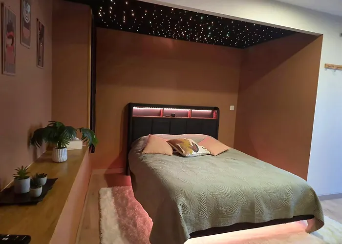 Chambre Astéria -Climatisée- Entrée Privée - Petit dejeuner inclus