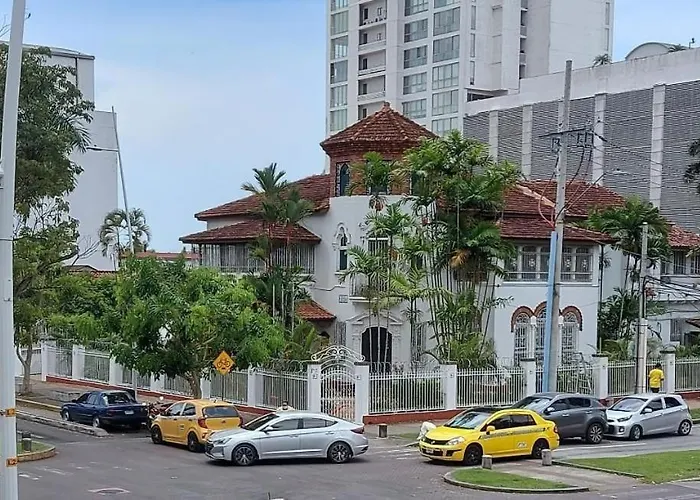 The Mansion Urban Lodge