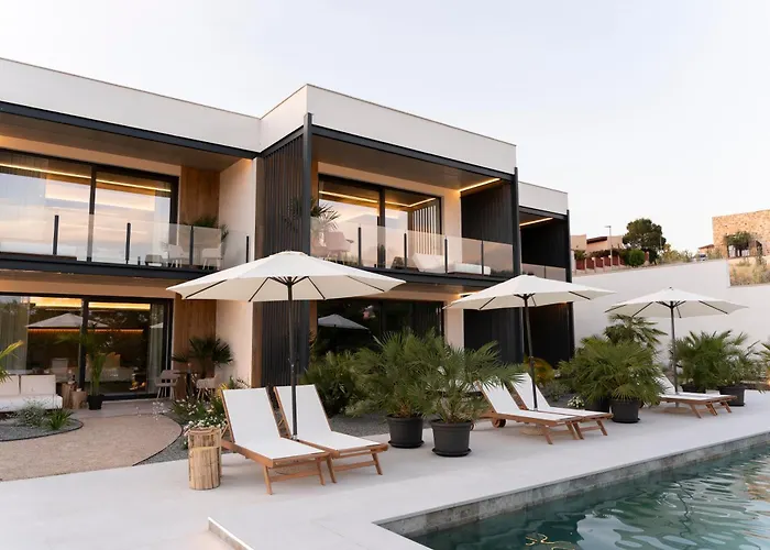 Luxury Experience Suites