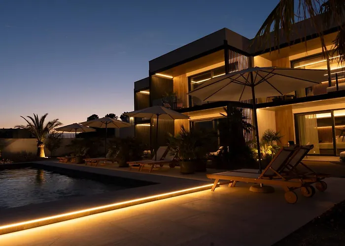 Luxury Experience Suites