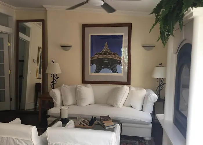 Riverview Organic Bed & Breakfast And Wellness Center