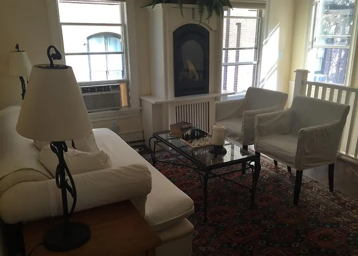 Riverview Organic Bed & Breakfast And Wellness Center