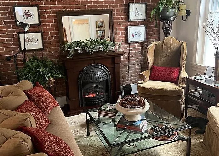 Riverview Organic Bed & Breakfast And Wellness Center