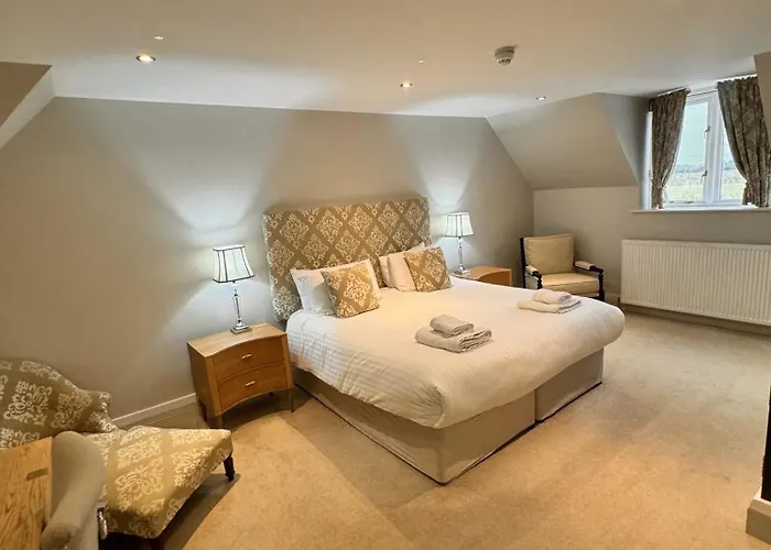 The Kings Head Country Hotel