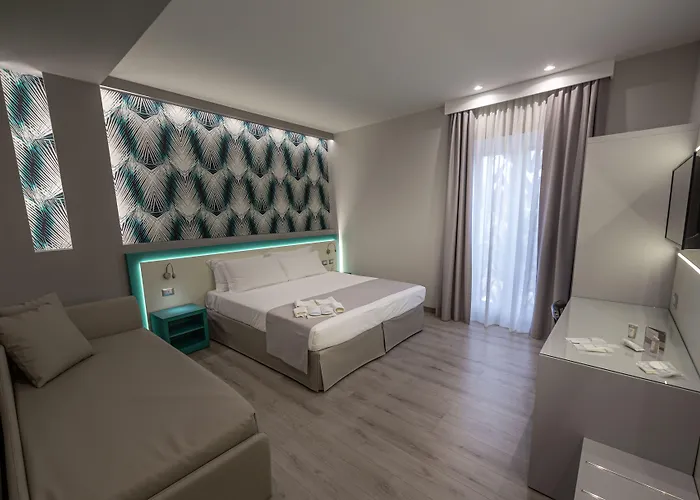 Holygold Suite ****