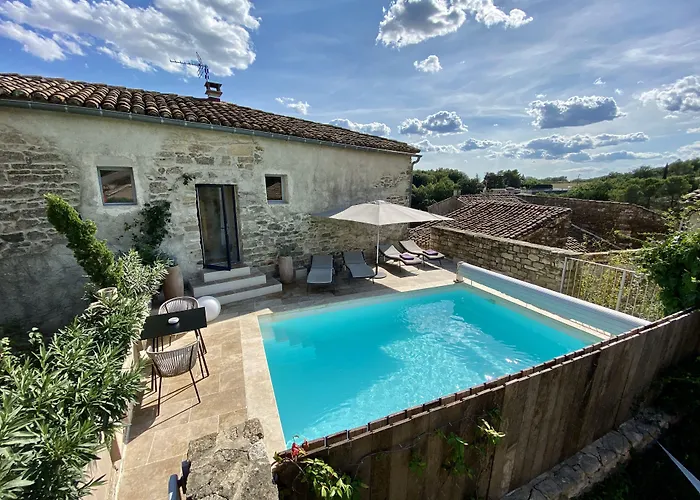 La Maison des Vendangeurs - TABLE D'HÔTES le soir du jeudi au lundi - Jacuzzi - Balnéo SPA - ACCES Piscine pour chambre Grafitti et chambre La Tour