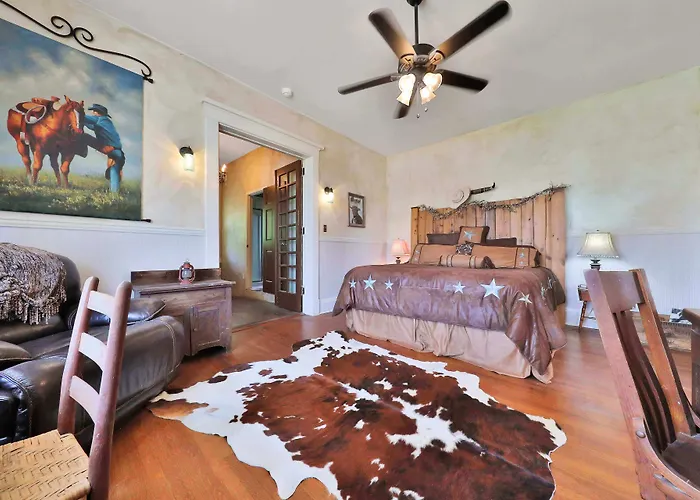 The Lancaster Manor Bed And Breakfast