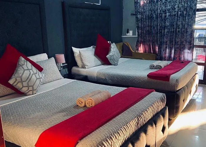 Nsuku Guest House