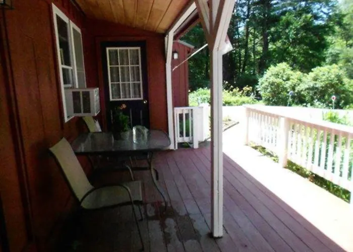 Cavalier Cottage B&B