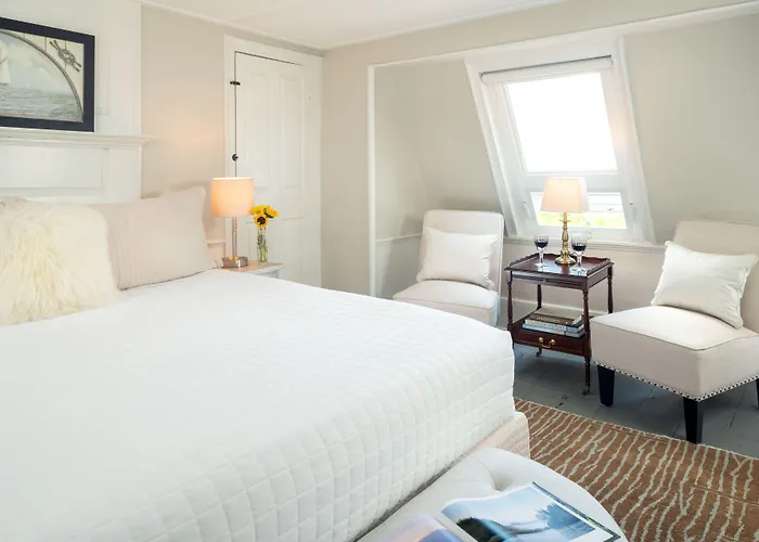 Waldo Emerson Inn