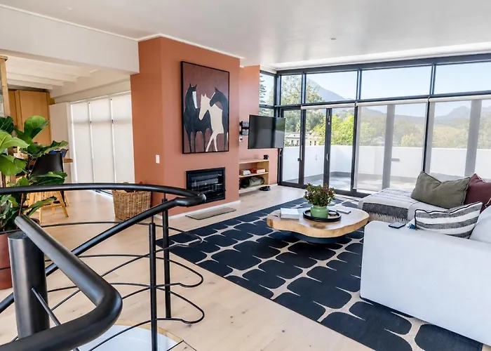 Avenues Guest House