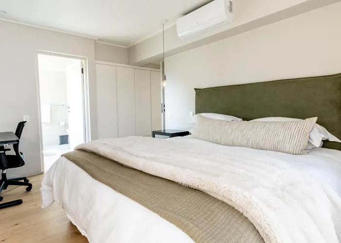Avenues Guest House