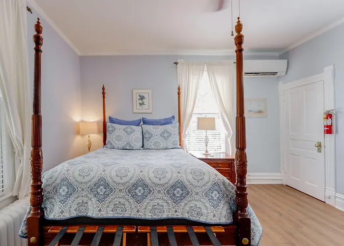 1898 Waverly Inn