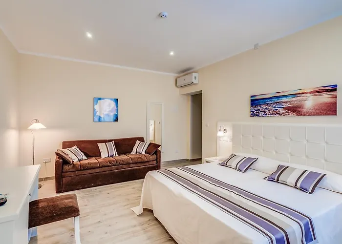 Tano'S Boutique Guesthouse