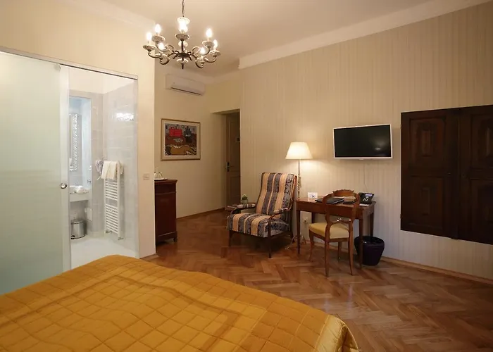 B&B Fotic