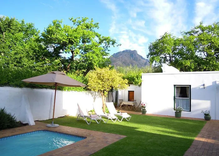 Avenues Guest House