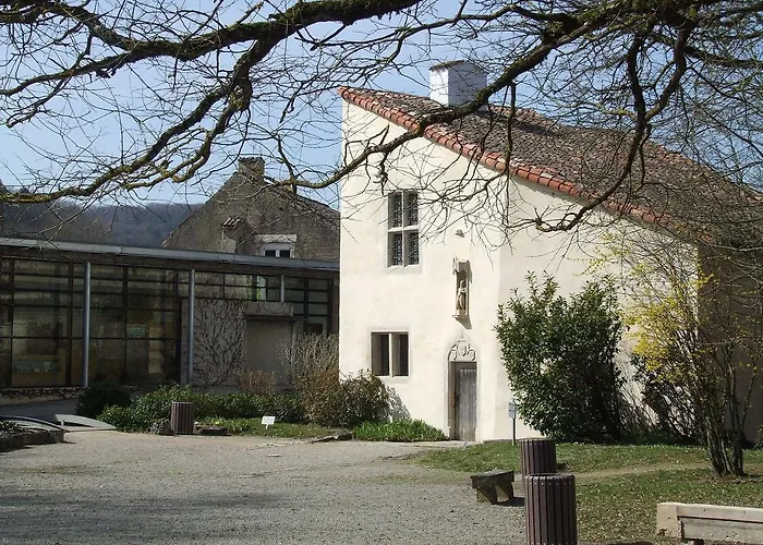 Le Clos Domremy